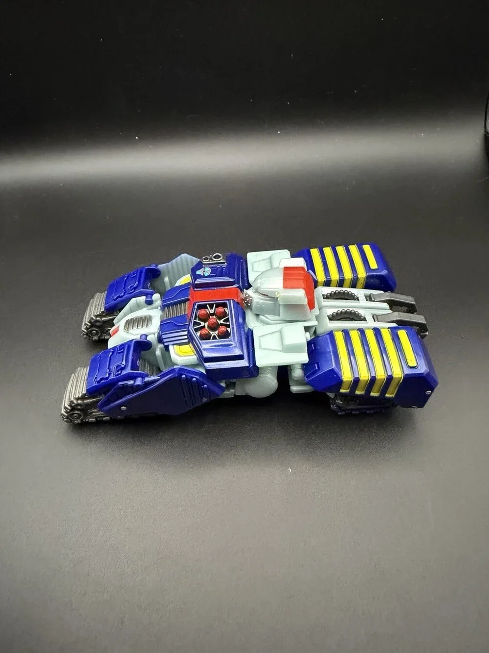 Transformers Generations Deluxe Class Tankor